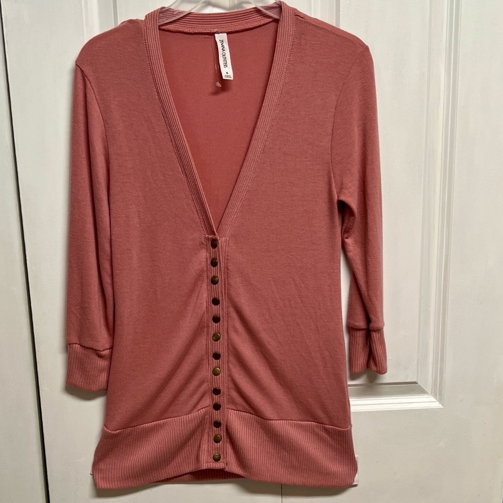 Zenana Outfitters Dusty Rose Knit Snap Mid Sleeve Top Size S
